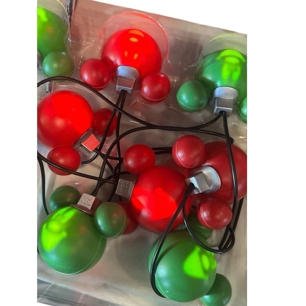 Disney‎ Christmas Mickey Mouse Projection 8 Musical Light String 8.2 ft Long New